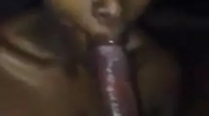 หญิงพรหมจารีอายุ 40 ปี fucks Lulu Chu ในหีของเธอ คลิป วีดีโอ โป๊