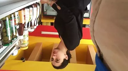 ลูกพี่ลูกน้อง fucks คลิป วีดีโอ x ผู้หญิงในเครื่องซักผ้า
