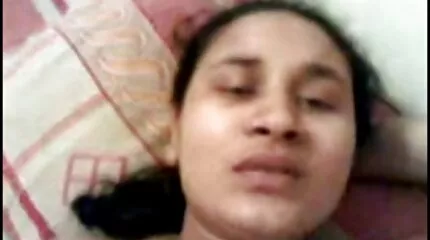 หนุ่มได้รับ cumshot บนกระหลังมีเพศสัมพันธ์ วีดีโอ หนัง โป้