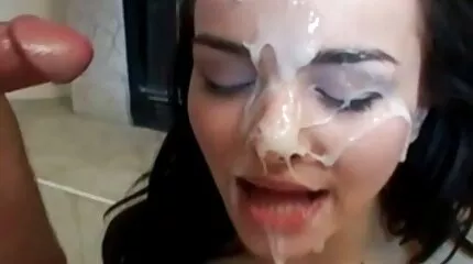 เลสเบี้ยนถู pussies ของพวกเขาและต้องการที่จะหลั่งในเวลาเดียวกัน ขอ ดู วีดีโอ โป๊